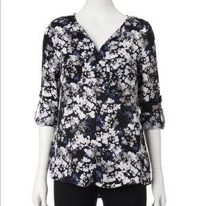 NWT Apt. 9 Sz XS Black white floral georgette top